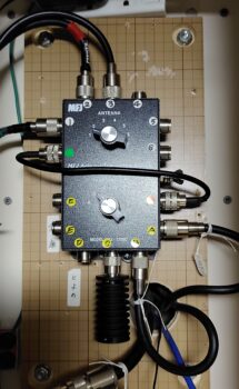 MFJ-1700Cを金属ボックスに取り付けた